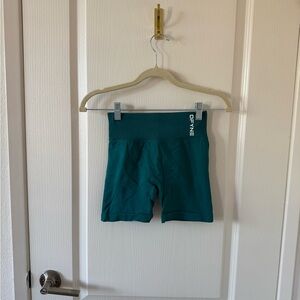 Dyfne Shorts